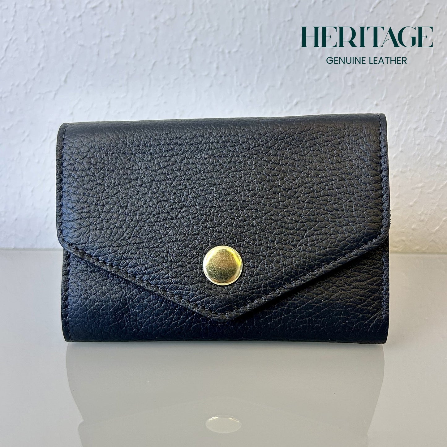 Billetera Vertical con Broche Cuero Granulado Negro Heritage