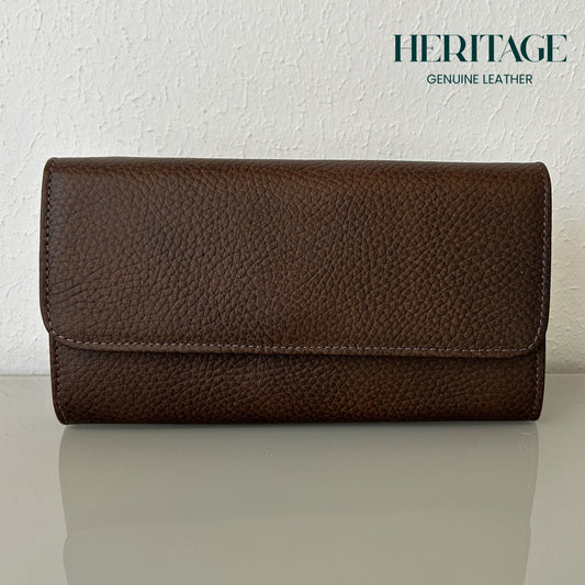 Billetera con Broche en  Cuero Granulado Café Heritage