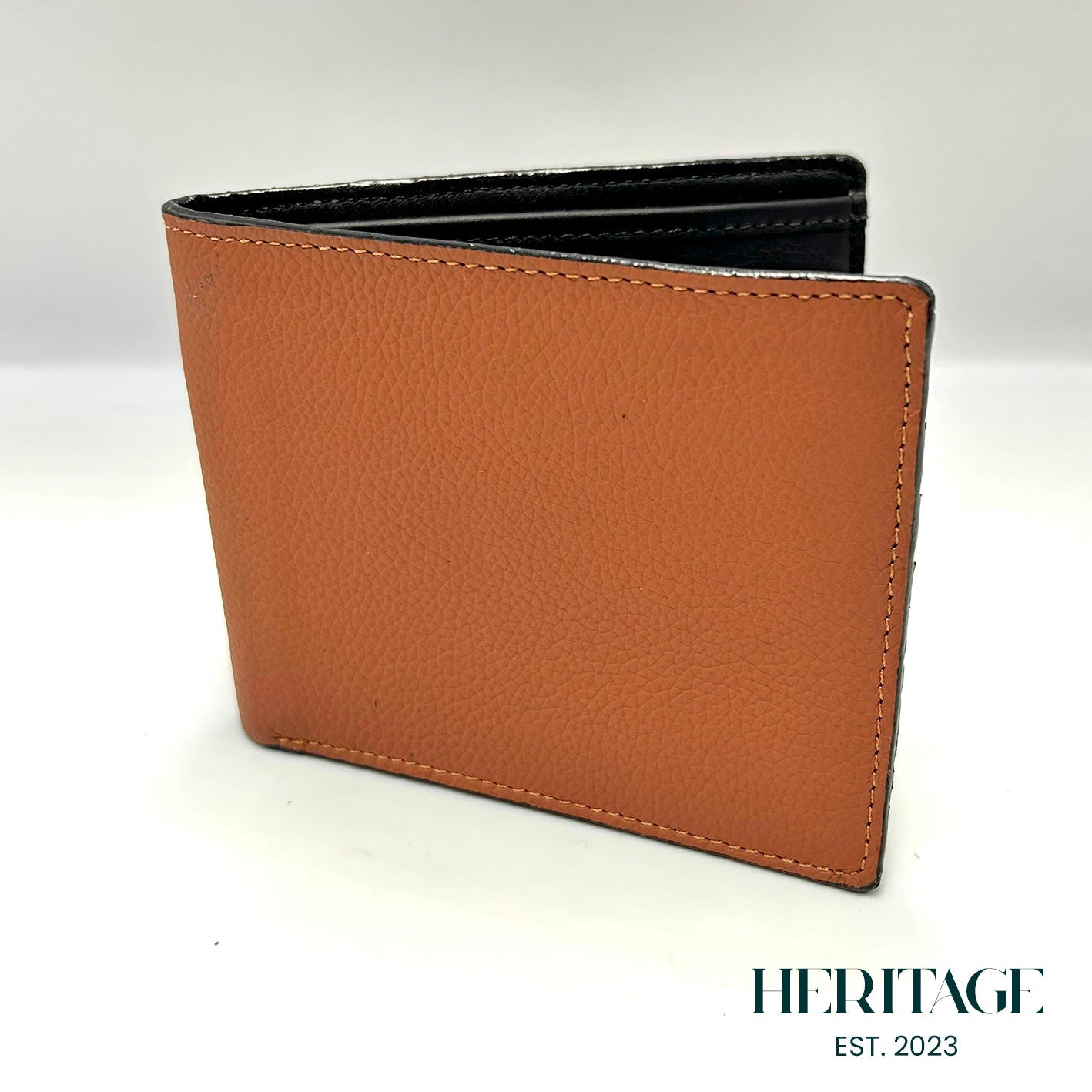 Billetera Bifold Cuero Granulado Whiskey Heritage