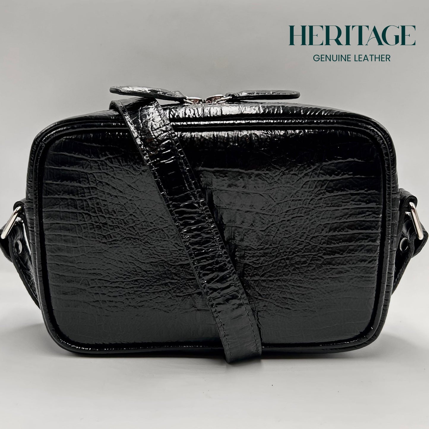 Camera Bag en Cuero Charol Negro Heritage