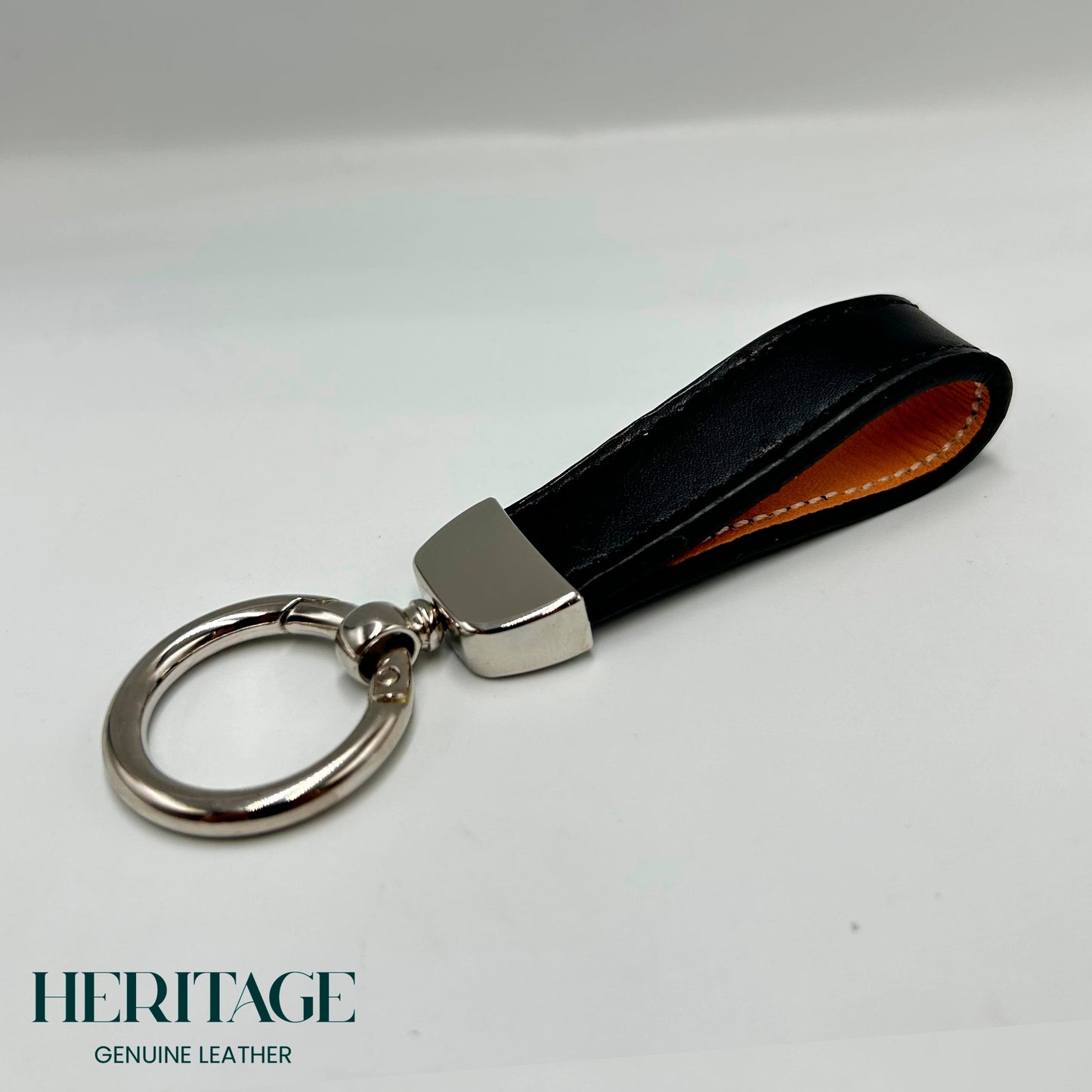 Llavero Plateado Cuero Liso Negro Heritage